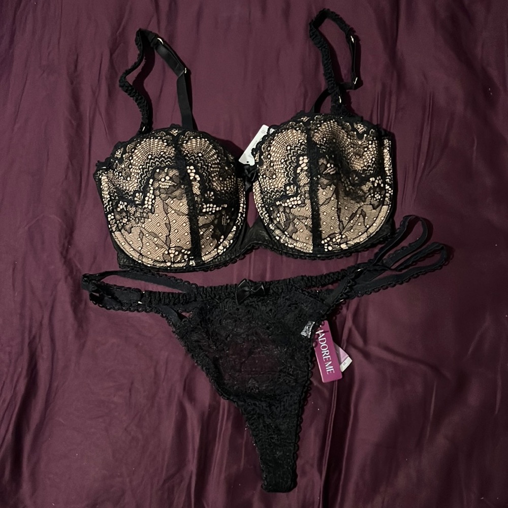 Super sexy 34DDD bra and matching (M) panty